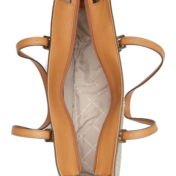 (🎆 BLACK FRIDAY DEAL 🎆) MICHAEL Michael Kors Jet Set Medium Travel Tote - Picture 6 of 8